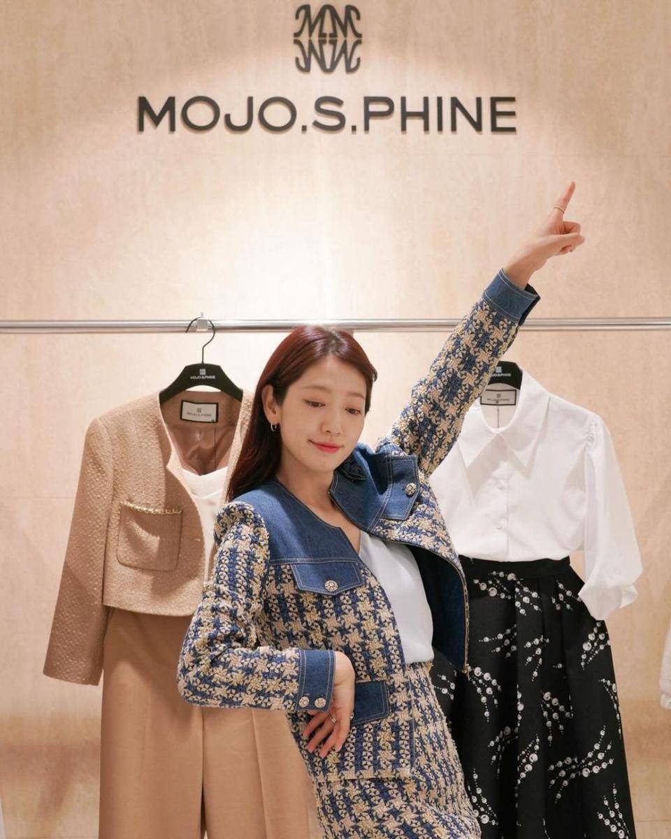 Park Shin Hye di balik layar drama The Judge From Hell (instagram.com/ssinz7)