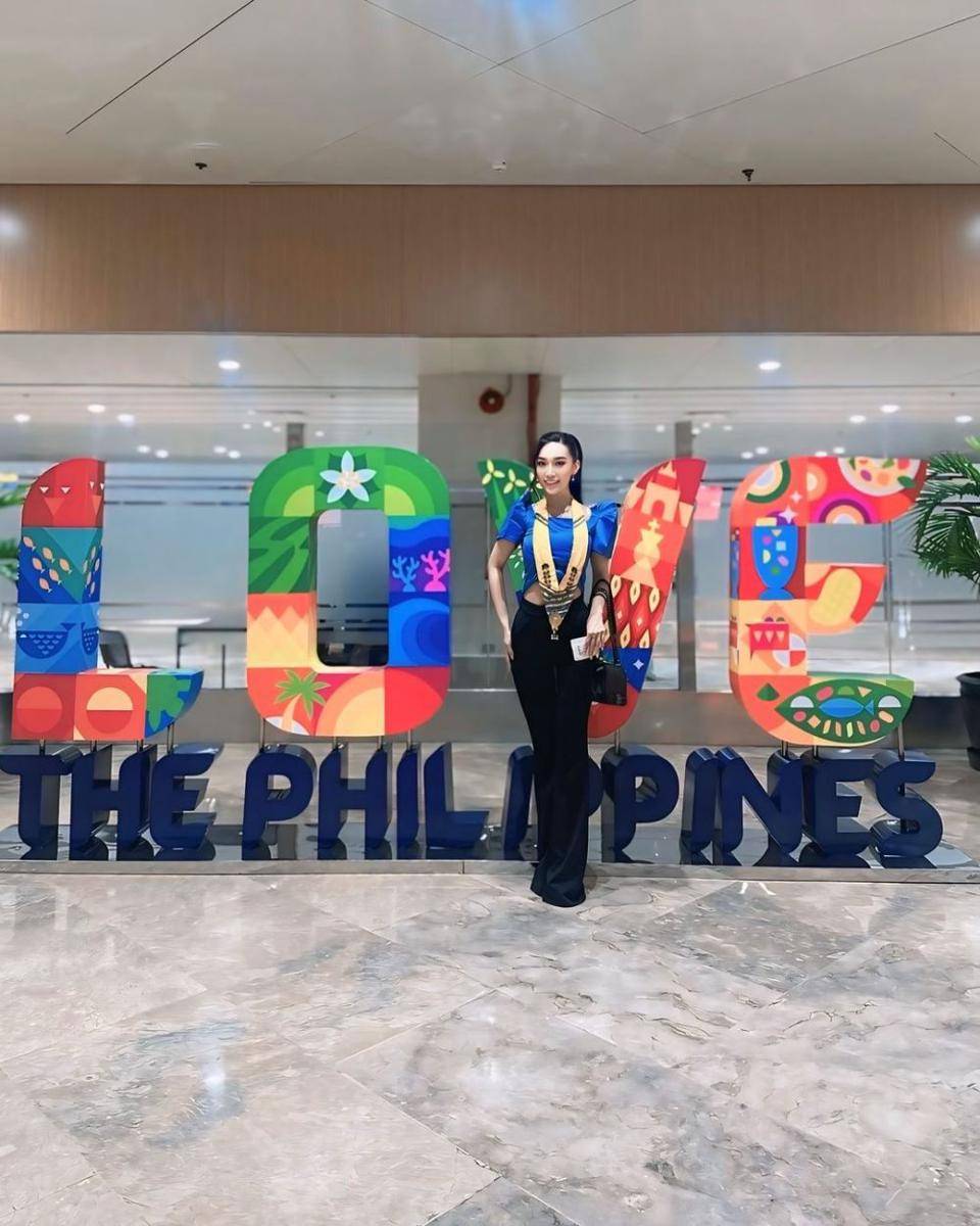 Potret Keberangkatan Jennifer Calista ke Ajang Miss Earth 2024 (Instagram.com/mahakaryadutapesonaindonesia)