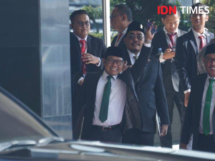 Muhaimin Iskandar (Cak Imin) hadir di Gedung DPR/MPR jelang pelantikan presiden dan wapres terpilih, Prabowo dan Gibran, pada Minggu (20/10/2024). (IDN Times/Fauzan)