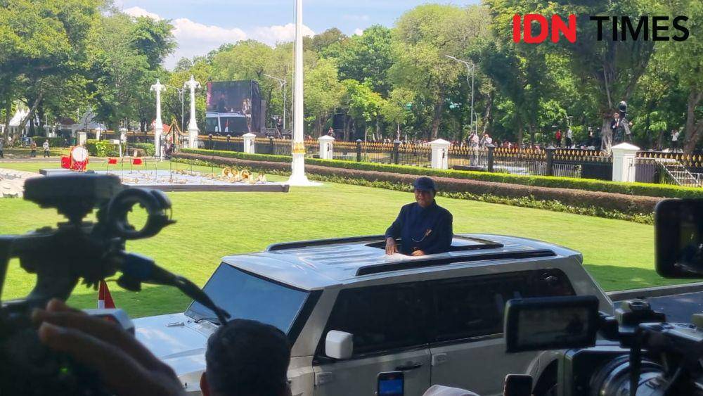 Tiba di Istana Merdeka, Prabowo disambut Jokowi dan Iriana