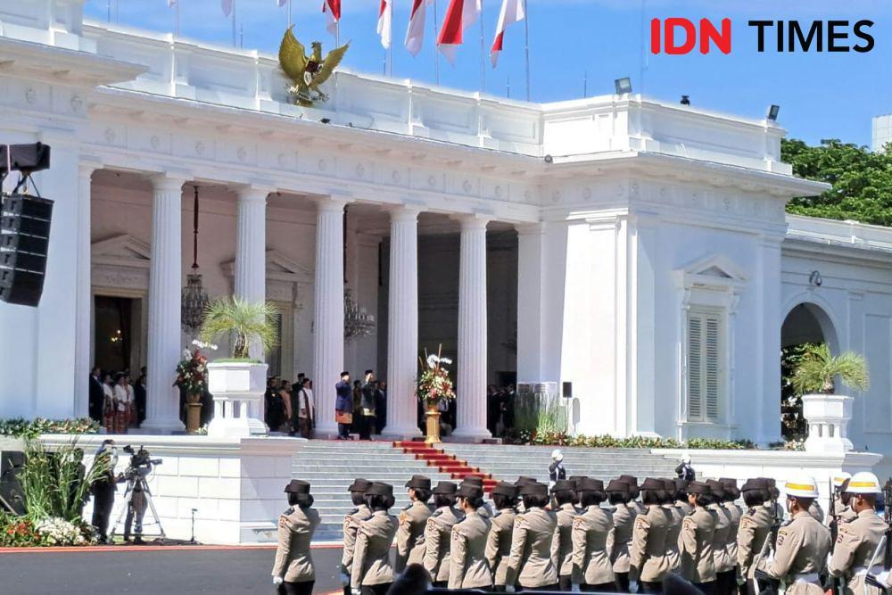 Jokowi dan Prabowo Jalani Upacara Pisah-Sambut di Istana Merdeka