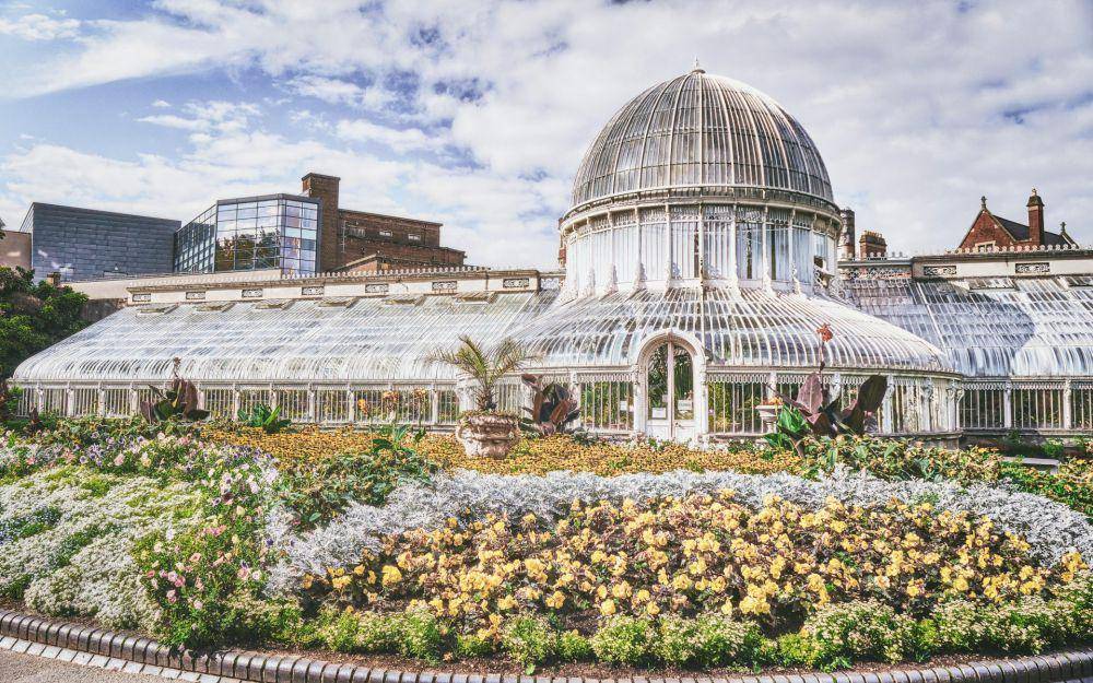 Botanic Gardens (unsplash.com/K. Mitch Hodge)