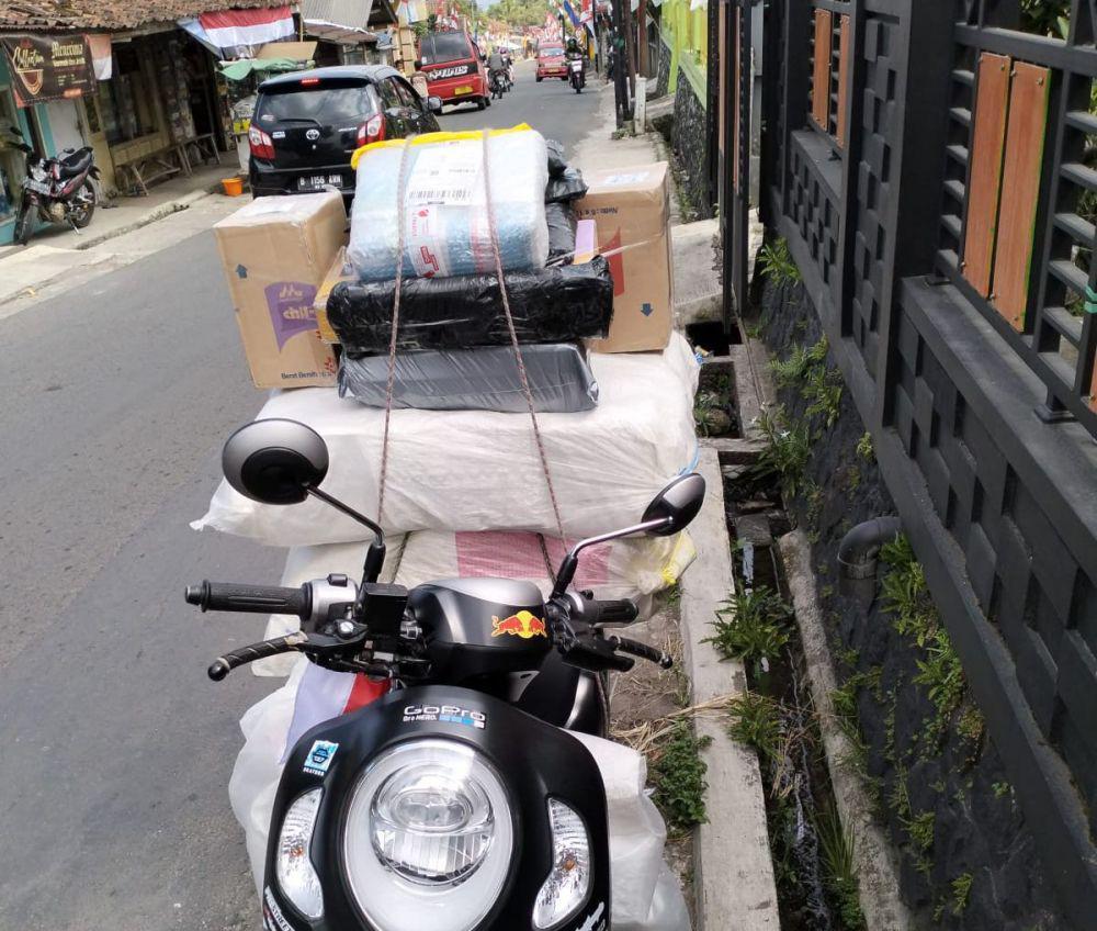 Nasib Apes Kurir di Sukabumi, Motor dan 56 Paket Digondol Maling