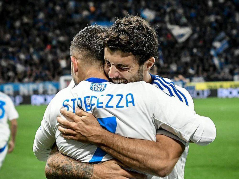 Patrick Cutrone dan Gabriel Strefezza merayakan gol. (instagram.com/patrickcutrone)