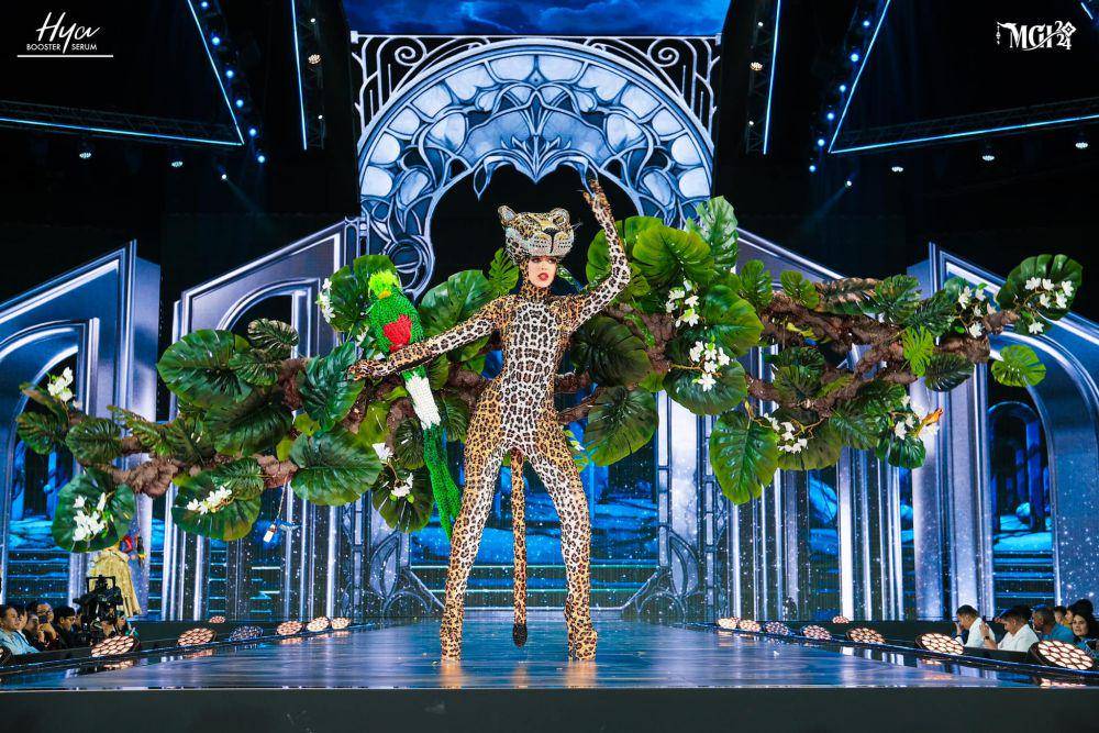 Kostum Nasional Finalis dari Amerika di Miss Grand International 2024 (Facebook.com/Miss Grand International)