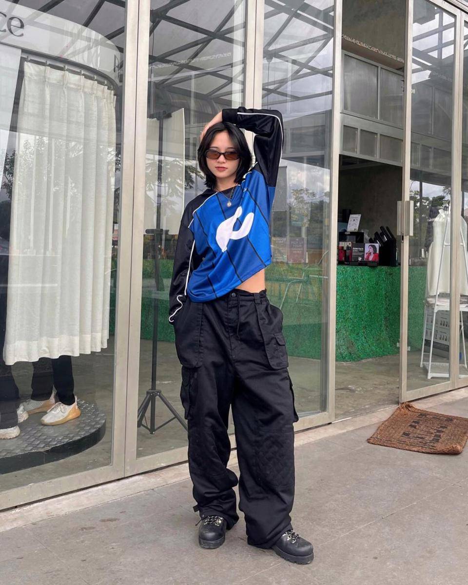 Adela Dwi (instagram.com/adeladwis)