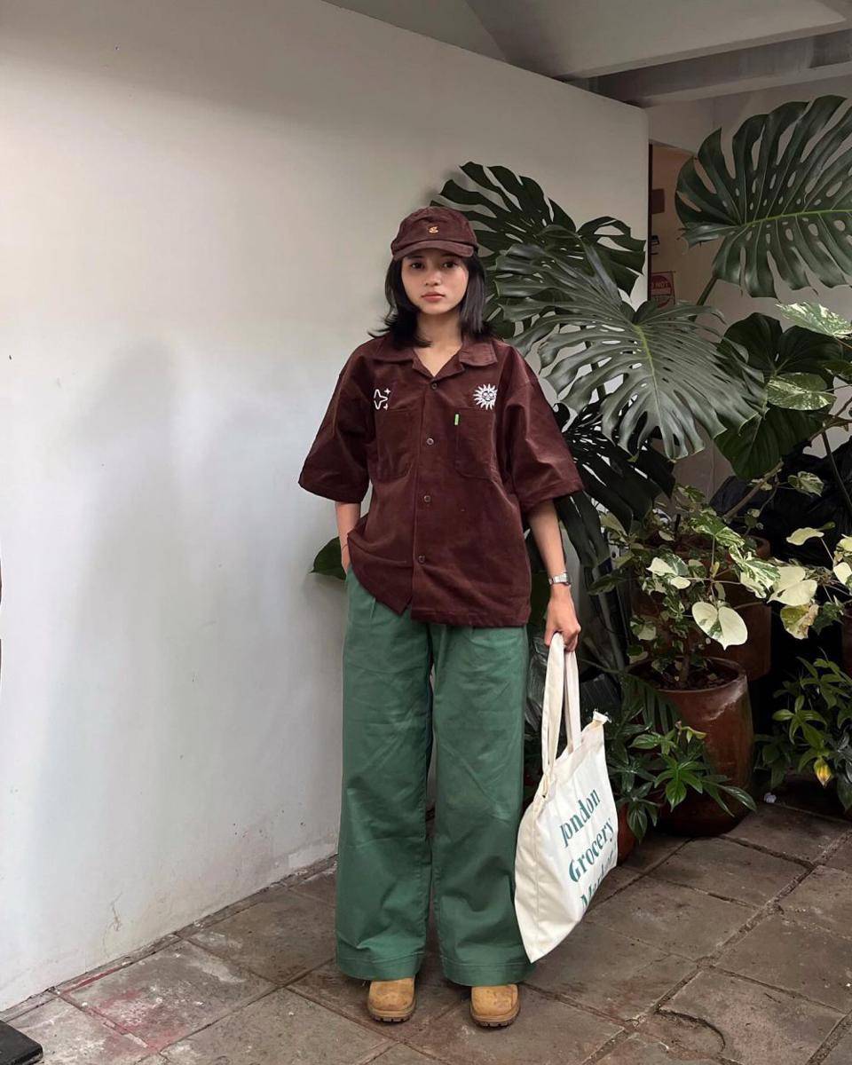 Adela Dwi (instagram.com/adeladwis)