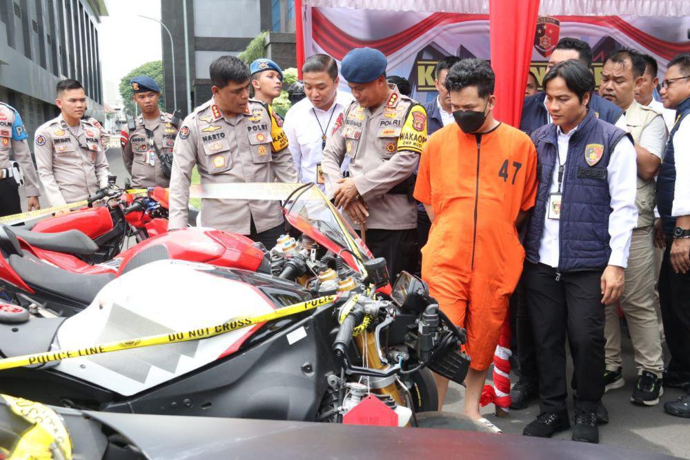 Bos Tambang Batu Bara Ilegal Muara Enim Ditangkap di Apartemen