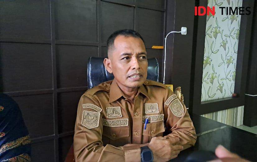 Plt Kabid Humas RSKD Dadi Makassar, Sukirman saat diwawancara, Senin (21/10/2024) / IDN Times : Darsil Yahya