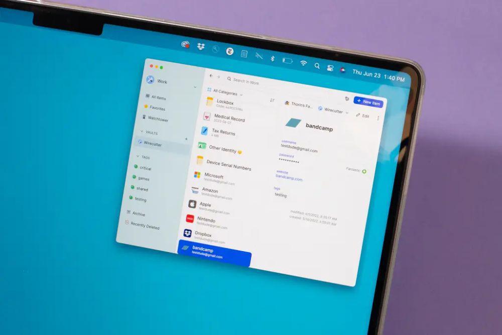 7 Password Manager Terbaik untuk Digunakan Satu Keluarga