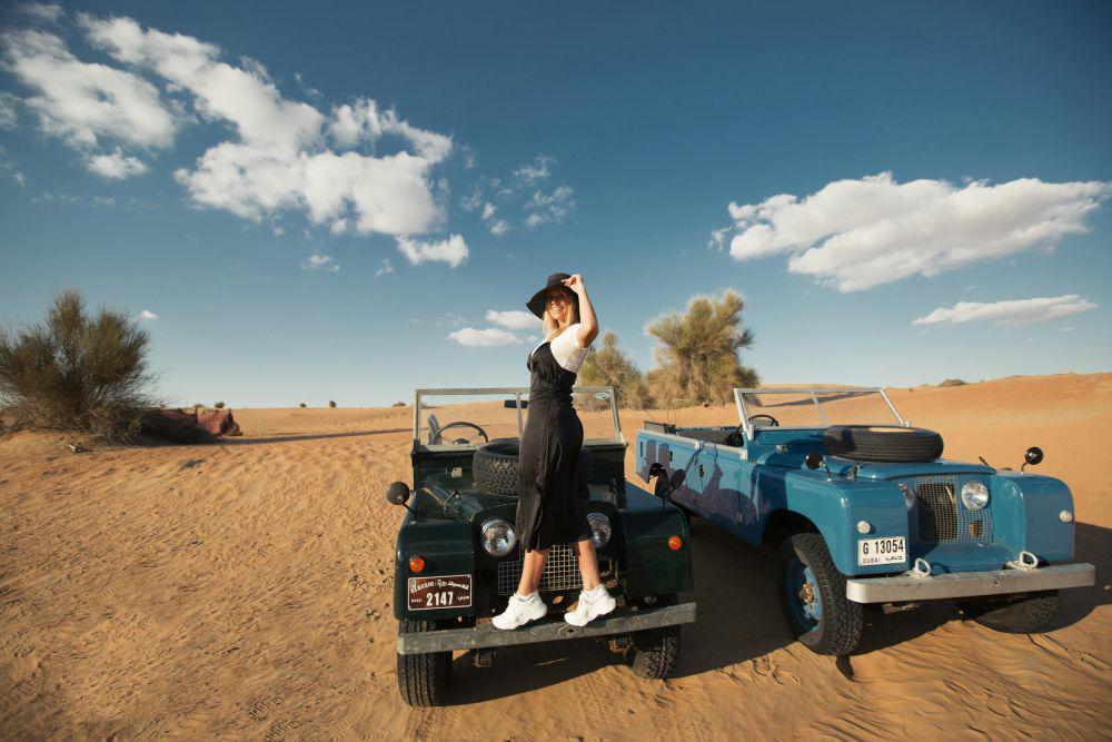 5 Aktivitas Seru saat Traveling ke Gurun Pasir, Wajib Sandboarding!