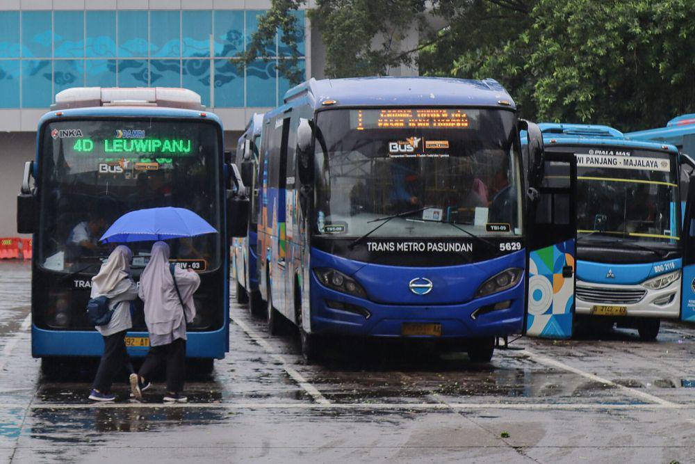 Perbedaan Trans Metro Bandung dan Trans Metro Pasundan