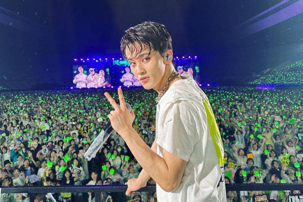 Mark saat konser di Osaka (Instagram.com/onyourm__ark)