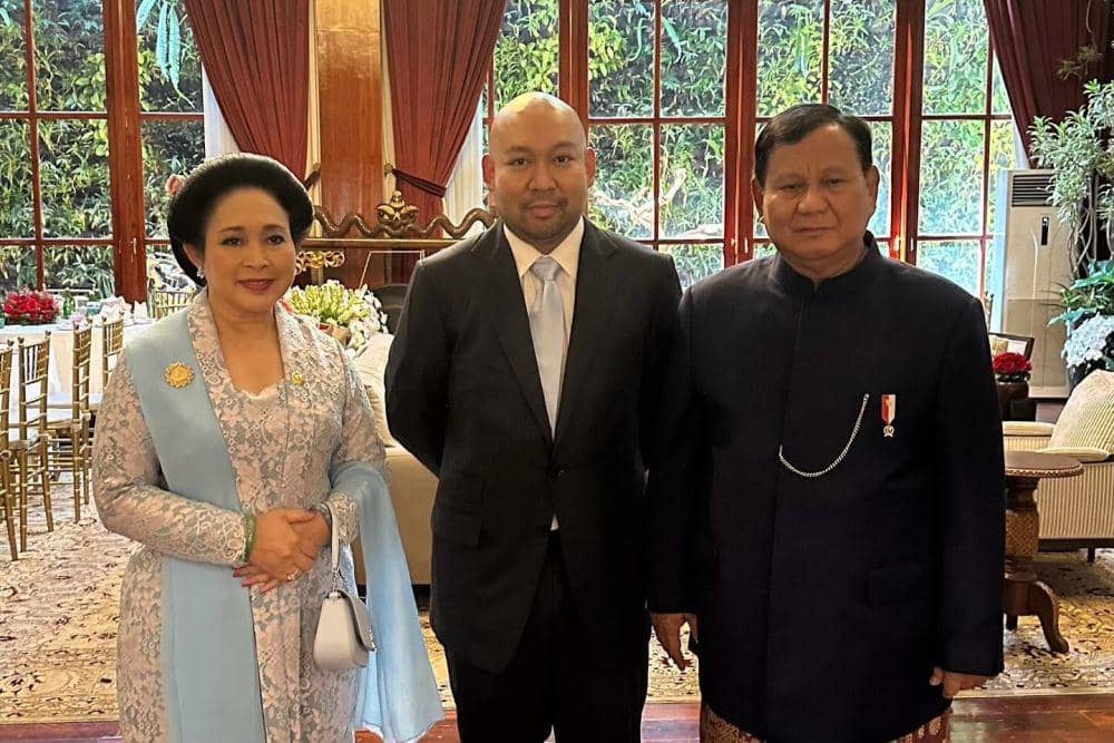 7 Gaya Titiek Soeharto di Pelantikan Presiden, Bersahaja