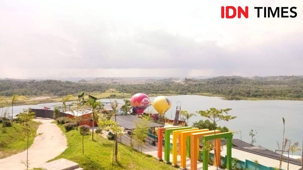 Lokasi wisata air Lakeview Samboja di Kutai Kartanegara (Kukar) Kalimantan Timur (Kaltim), Senin (21/10/2024). (IDN Times/Sri.Wibisono)