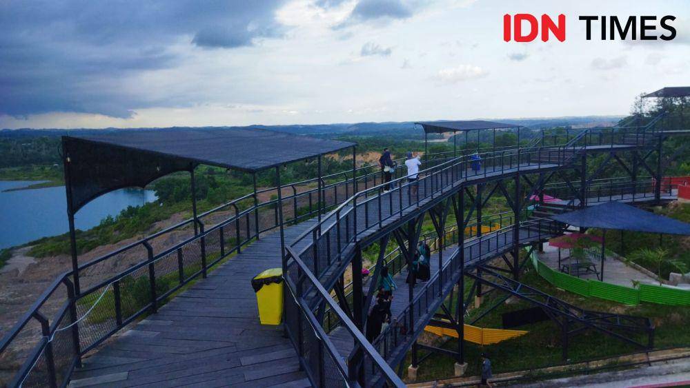 Lokasi wisata Lakeview Samboja di Kutai Kartanegara (Kukar) Kalimantan Timur (Kaltim), Senin (21/10/2024). (IDN Times/Sri.Wibisono)