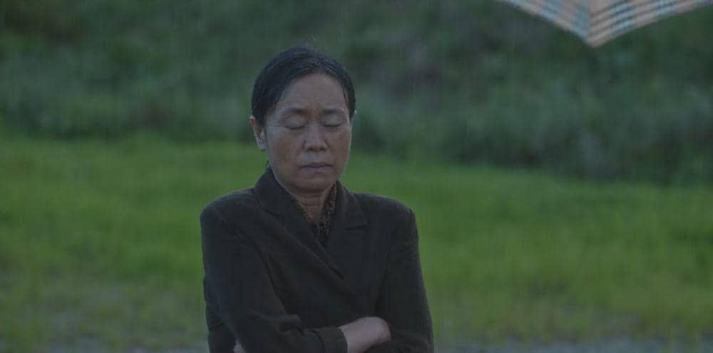 Lee Bok Soon (Kang Ae Shim) di drakor A Virtuous Business (Dok. JTBC via Netflix/A Virtuous Business)