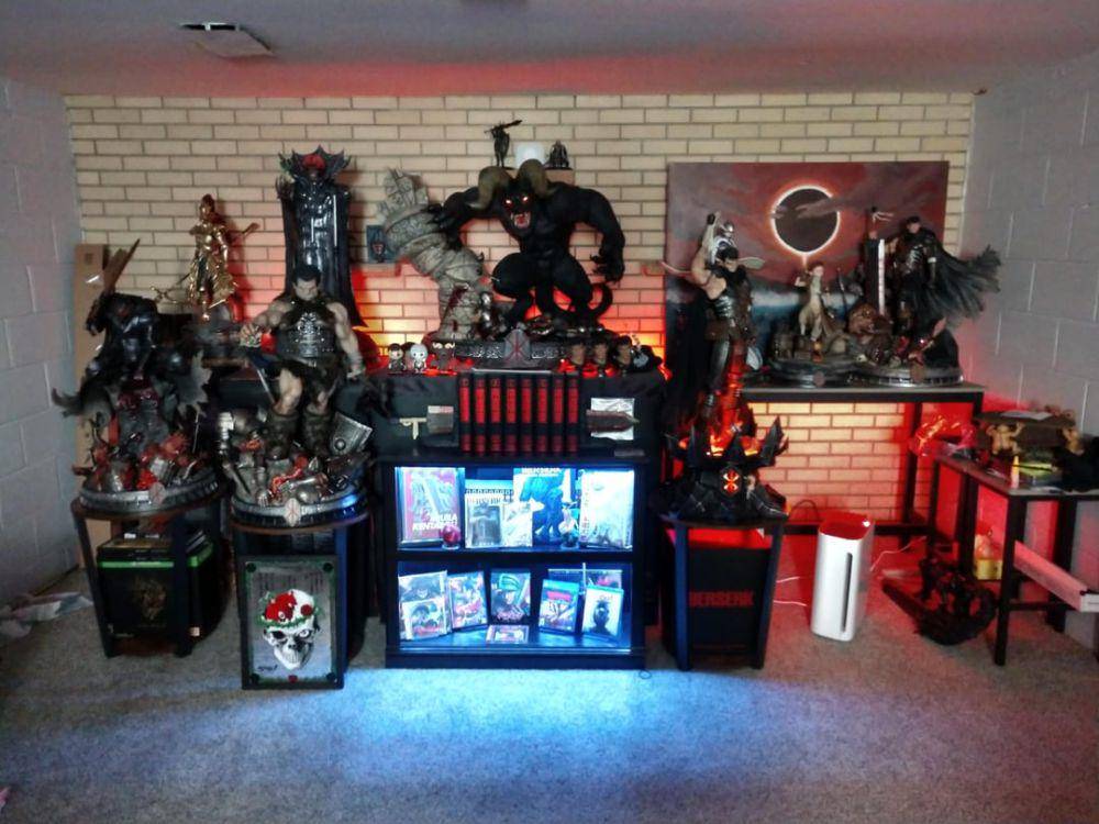 potret koleksi Berserk (reddit.com/user/CatAttack_0630)