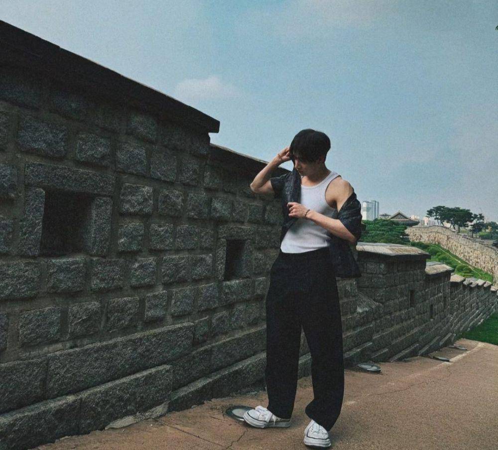 Bang Chan Stray Kids (instagram.com/gnabnahc)