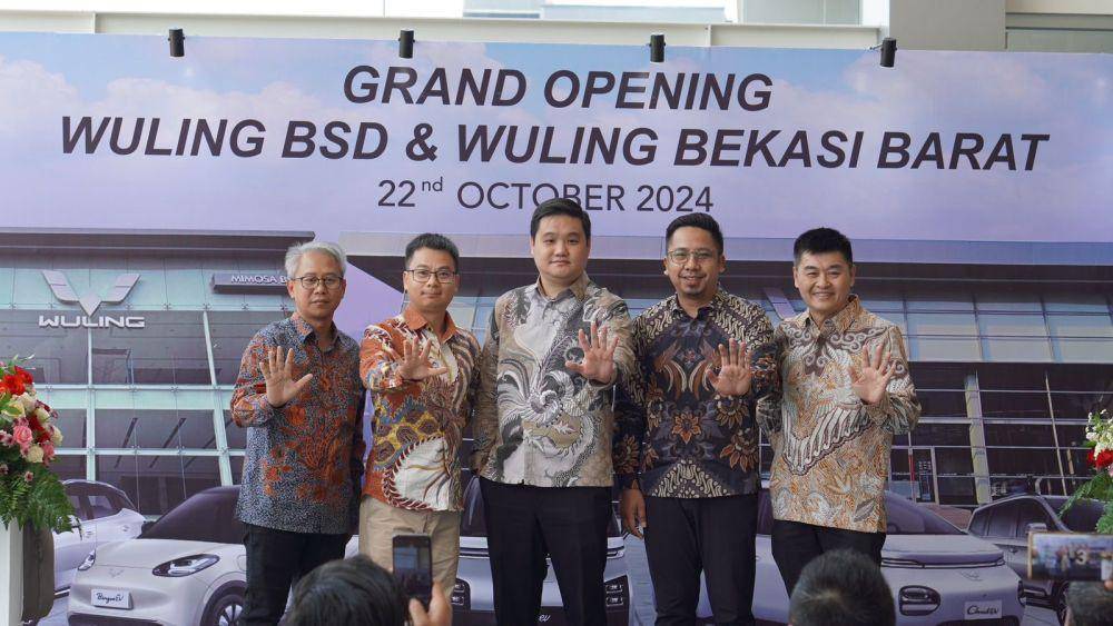 Peresmian dealer baru Wuling (Wuling)