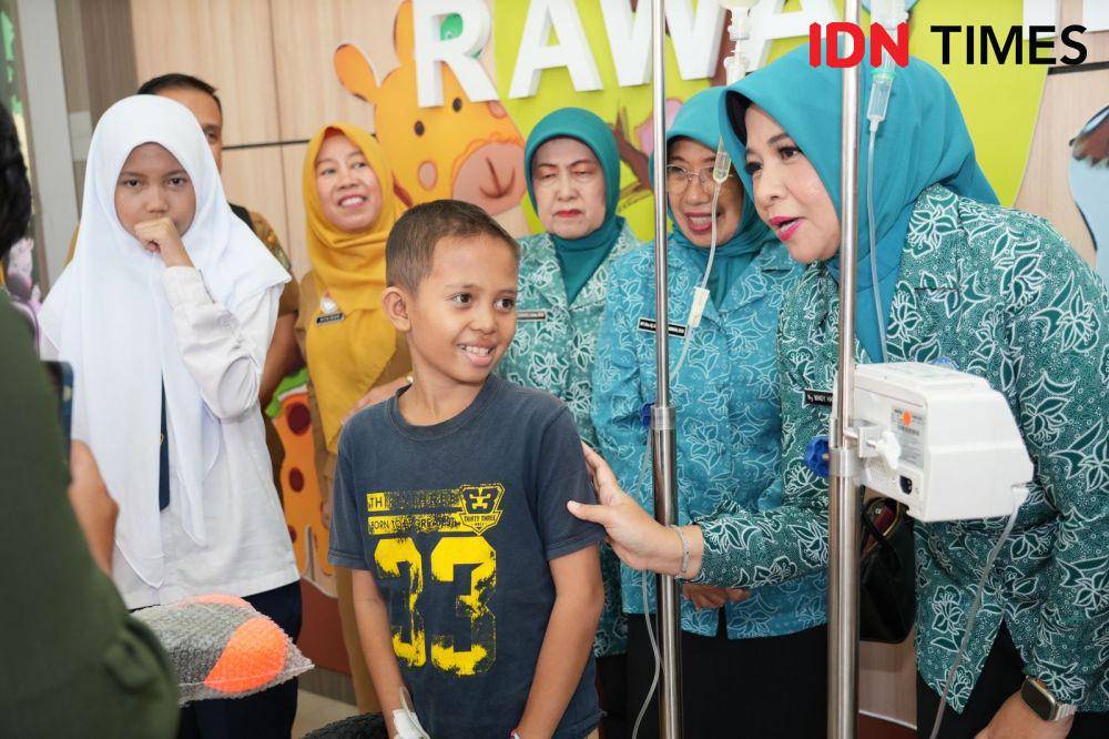Kunjungan tersebut dalam rangka Hari Sumpah Pemuda. (IDN Times/Teri).