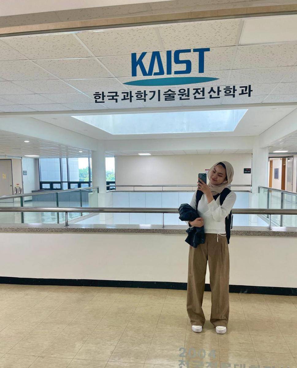 Inapirasi OOTD ala Xaviera Putri (instagram.com/xavieraaputri)