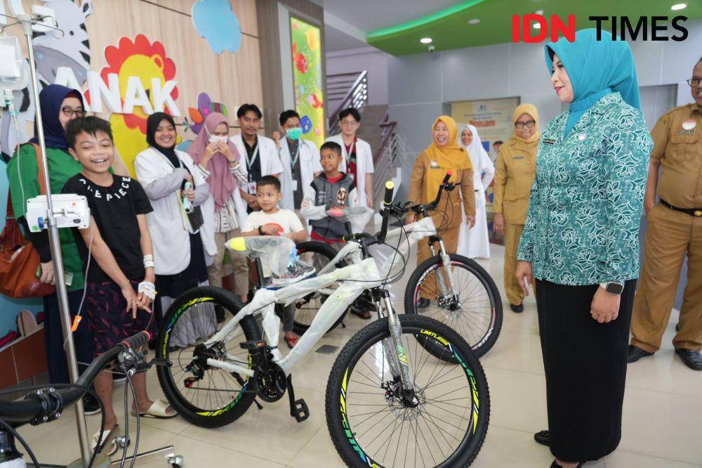 Kebahagiaan anak-anak penyandang kanker dan thalasemia di Pontianak. (IDN Times/Teri).