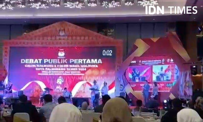 Debat perdana calon wali kota dan wakil wali kota Palembang (IDN Times/Rangga Erfizal)