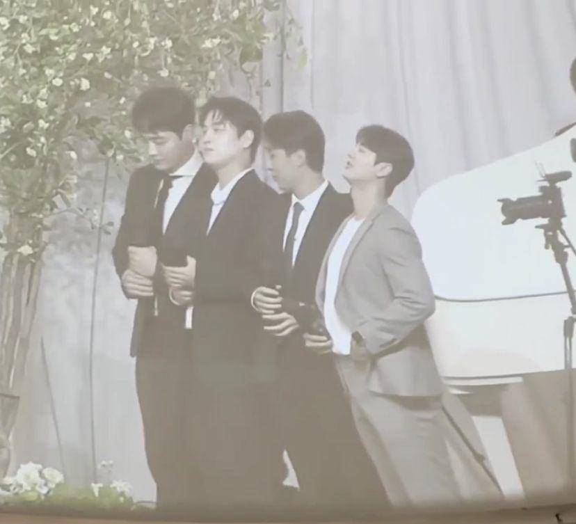 potret Gi Taek bersama member MR.MR di pernikahan Changjae (instagram.com/taek1994)