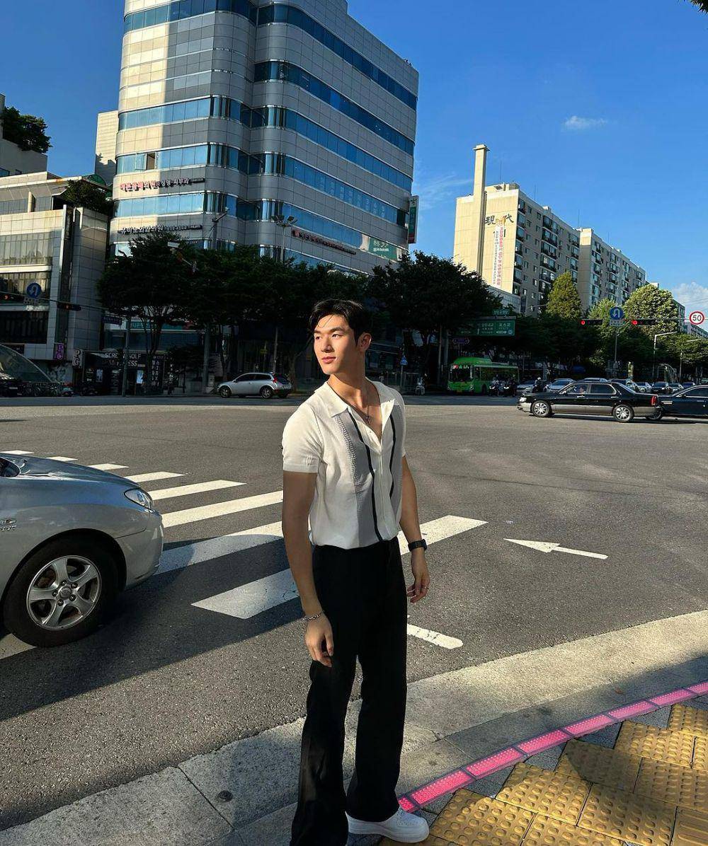 outfit ngedate ala Mos Panuwat (instagram.com/moslhong)