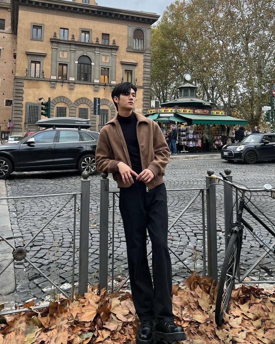 outfit ngedate ala Mos Panuwat (instagram.com/moslhong)