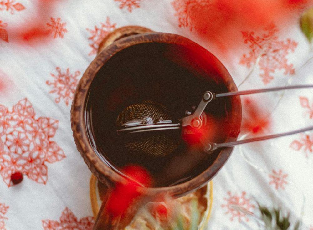 5 Resep Minuman Hangat dari Rosella, Enak dan Menyegarkan!
