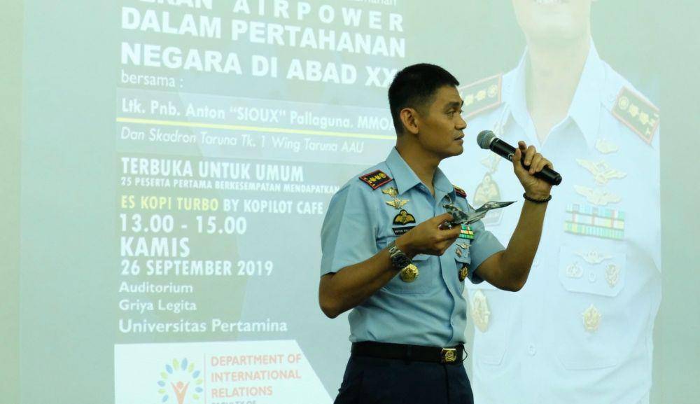 Prajurit TNI Angkatan Udara, Kolonel Pnb Anton Pallaguna. (Dokumentasi Universitas Pertamina)