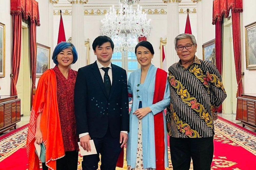 7 Potret Nicholas Sean Dampingi Veronica Tan Dilantik Wakil Menteri
