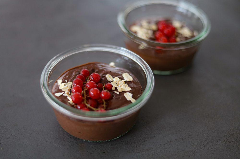 Resep Puding Cokelat Saus Sirsak yang Lembut dan Creamy