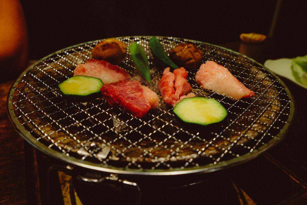 ilustrasi yakiniku (pexels.com/Francesco Ungaro)