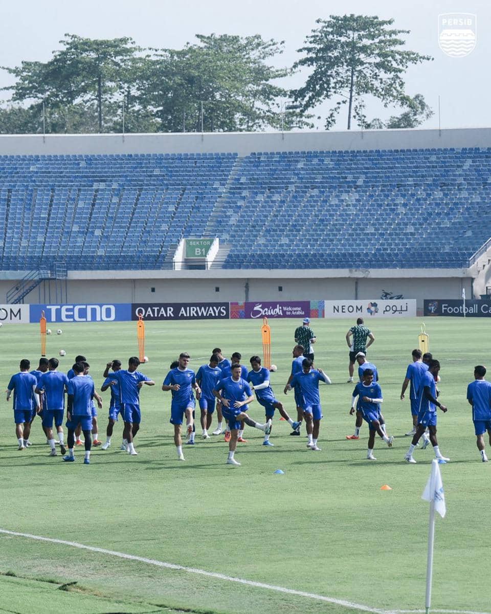 Persib Bandung sedang Latihan di Stadion Si Jalak Harupat (Instagram.com/persib)