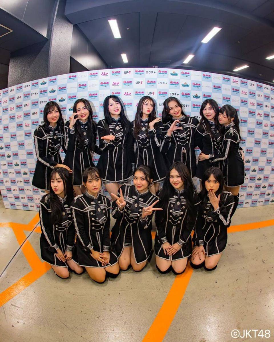 JKT48 (instagram.com/jkt48)