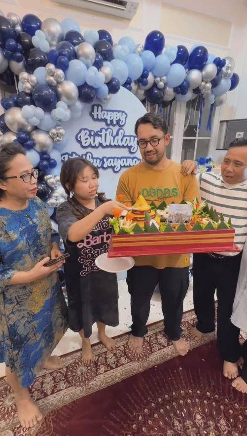 ulang tahun Kiky Saputri (Instagram.com/kikysaputrii)