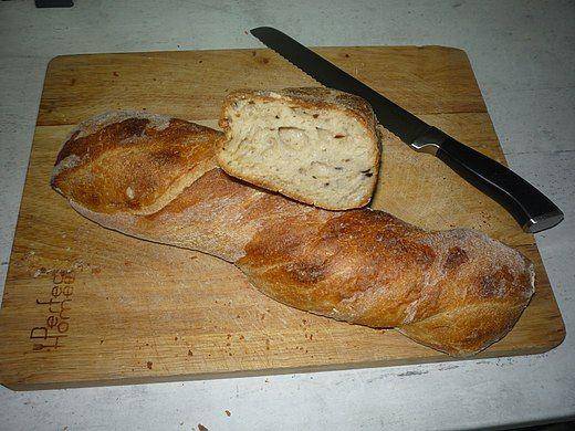 Ciabatta (https://it.wikipedia.org/wiki/Ciabatta_%28pane%29)
