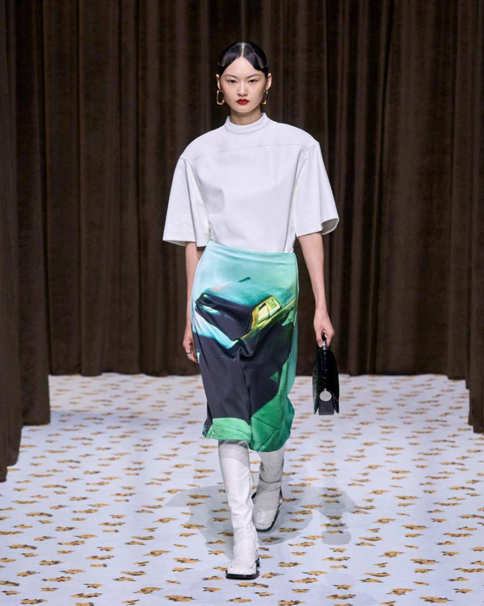 koleksi Milan Fashion Week 2024 JIL SANDER (instagram.com/ jilsander)