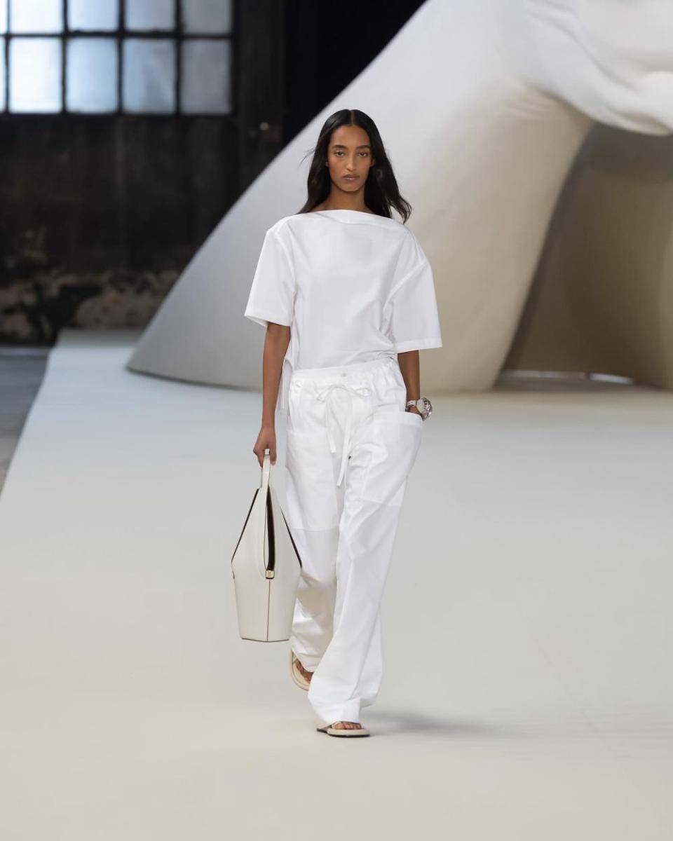Koleksi Tod's di Milan Fashion Week 2024 (instagram.com/tods)
