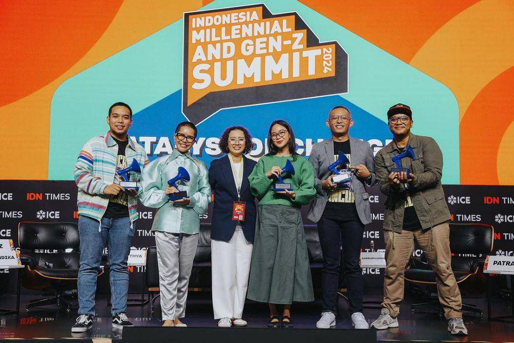 CadburyLemonade dan Judithya Pitana dalam sesinya di Indonesia Millenial and Gen-Z Summit, "Talking to Gen Z: Social Skills in Digital Age" bersama dengan Podcast Ancur. (Instagram.com/indonesia.summit)