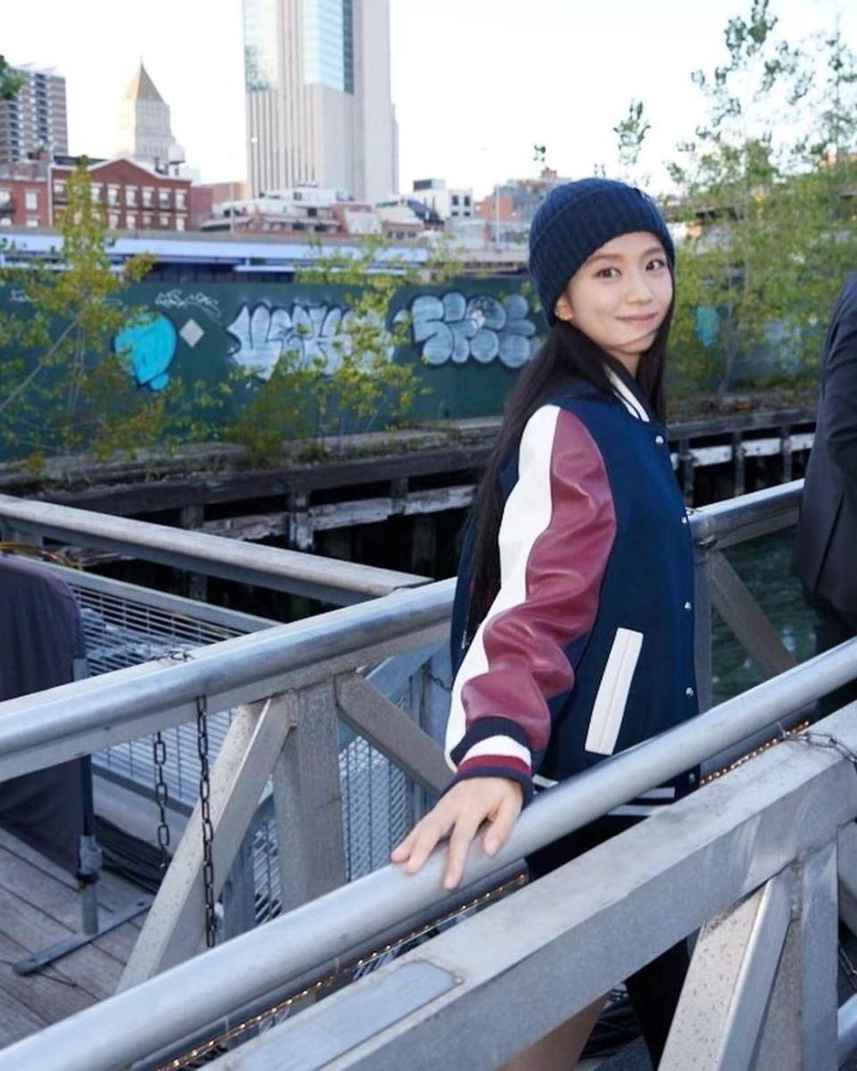Jisoo BLACKPINK saat hadiri New York Fashion Week 2024 mewakili Tommy Hilfiger (instagram.com/sooyaaa__)