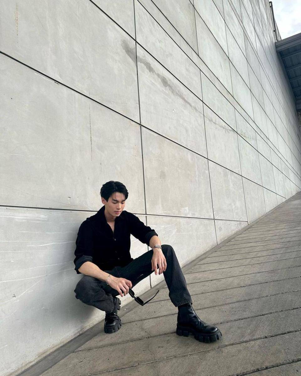 outfit starboy ala Win Metawin (instagram.com/winmetawin)