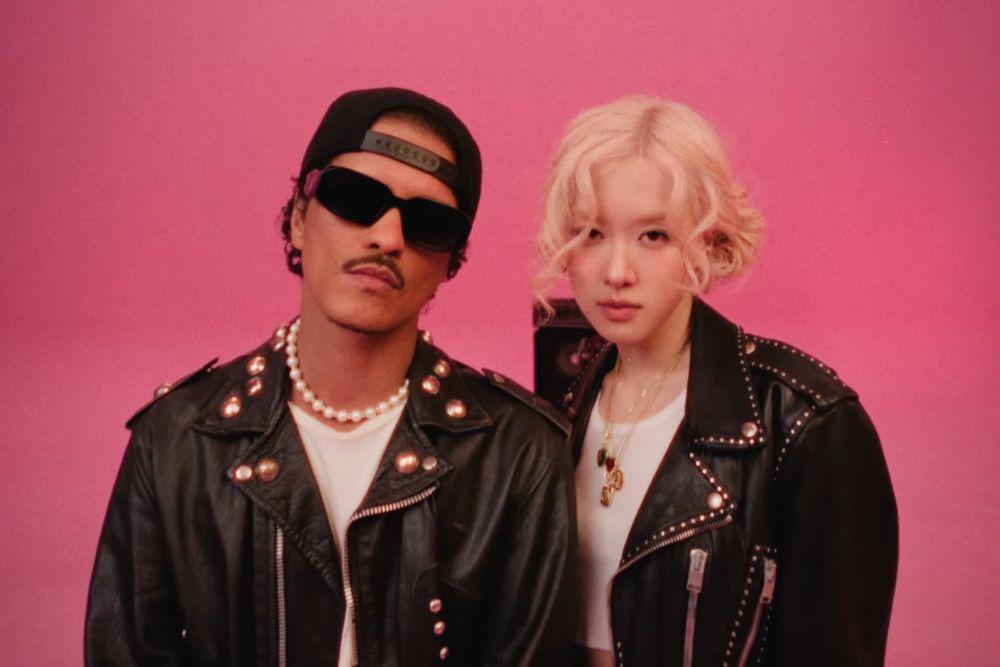 [QUIZ] Yuk Sambung Lirik Lagu APT. ROSE dan Bruno Mars!