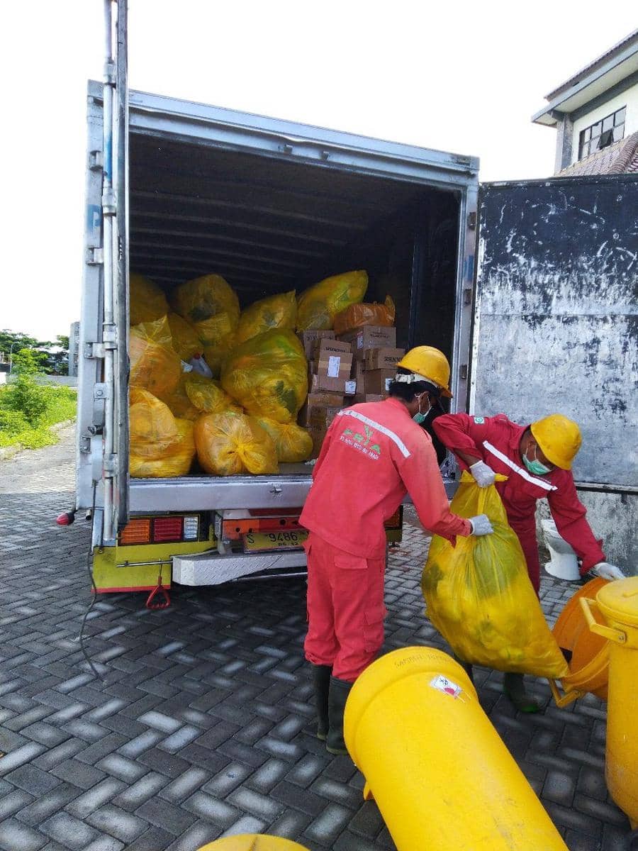 Ilustrasi penanganan sampah medis. (Dok. RSUD Kota Malang)