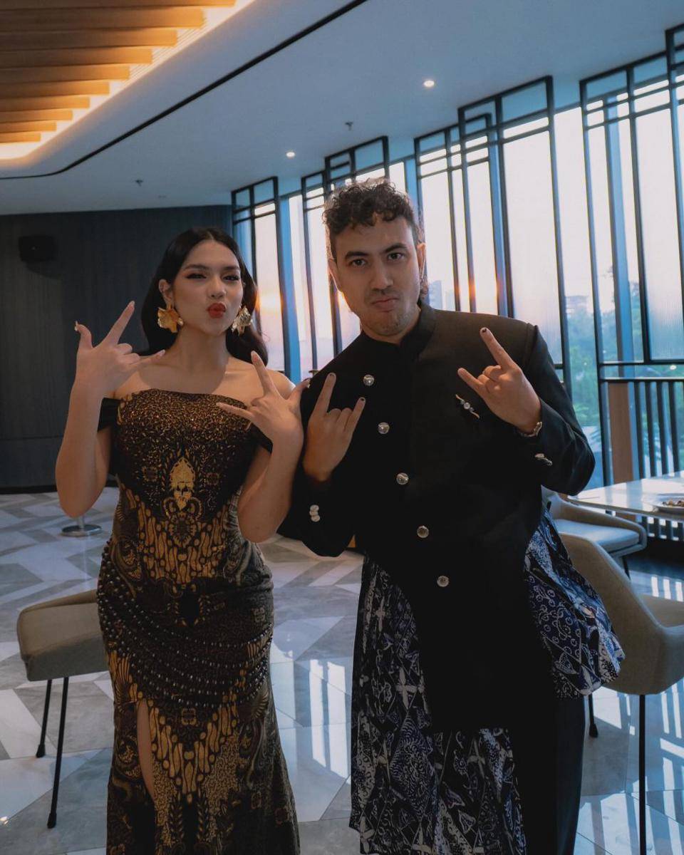 potret Davina Karamoy di gala premiere film Perewangan (instagram.com/davinaakaramoy)