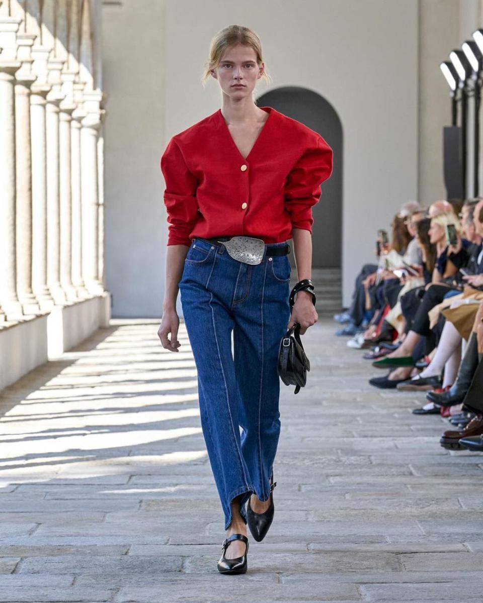 koleksi SS25 Bally di Milan Fashion Week 2024 (instagram.com/bally)