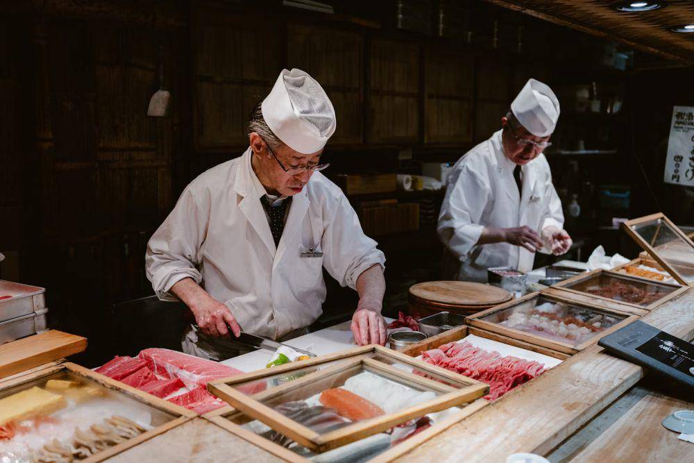 ilustrasi chef omakase (unsplash.com/Fabio Sasso)